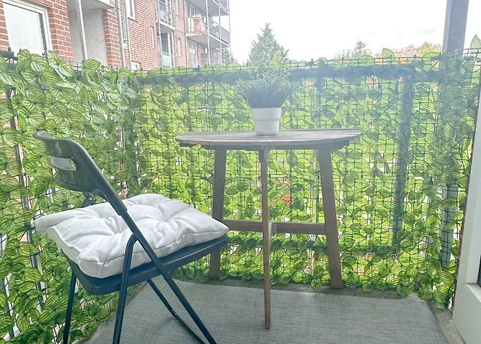 公寓 Business With Balcony *