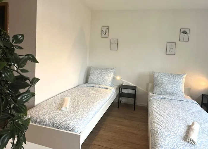 Business With Balcony 公寓 *